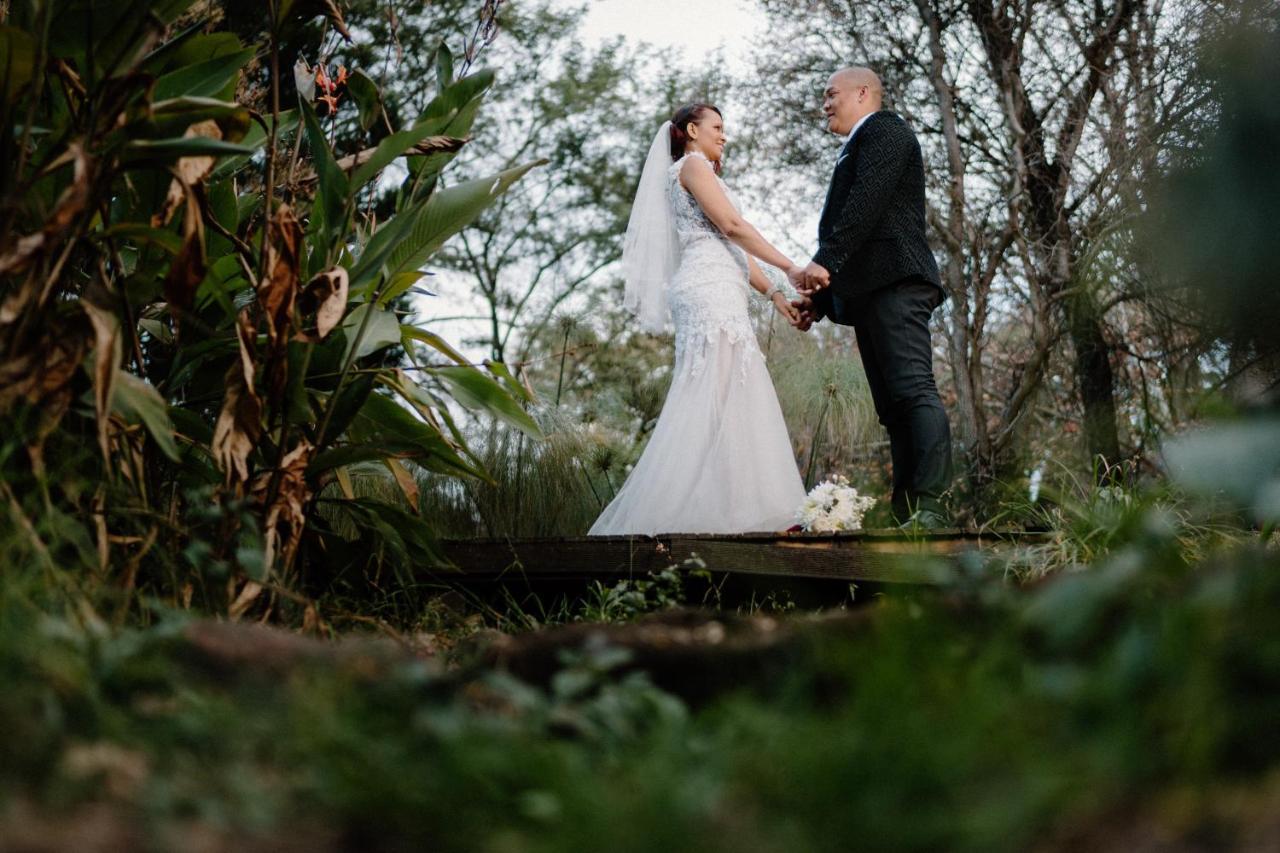 Hakunamatata Lodge & Health Spa/ Wedding & Conference Venue Muldersdrift Esterno foto