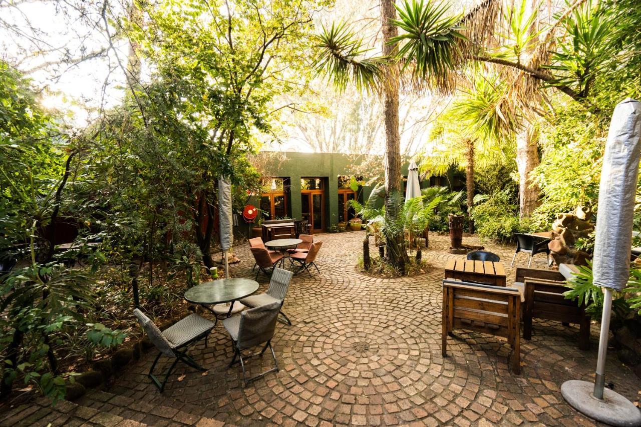 Hakunamatata Lodge & Health Spa/ Wedding & Conference Venue Muldersdrift Esterno foto